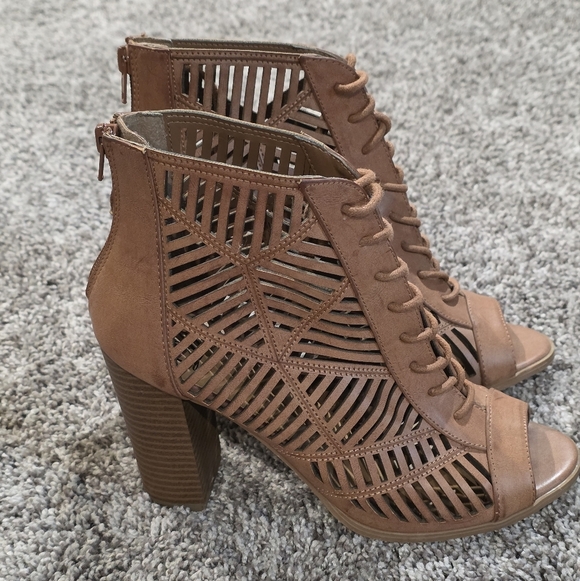 Western Boho Strappy Bootie Sandles Size 8 - Picture 2 of 5